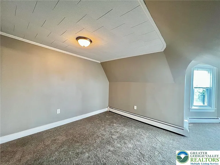 363 S Broad St #3 — Photo 4