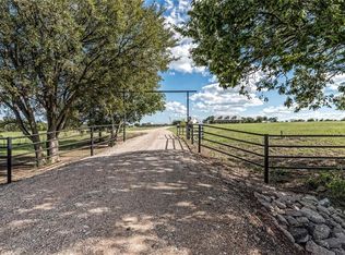2130 Roadrunner Trl, Riesel, TX 76682