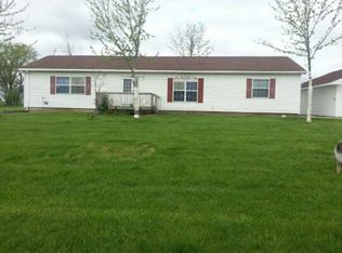 1073 18th Ave, Pleasantville, IA 50225