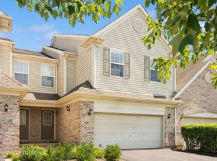 1207 Asbury Ct, Elgin, IL 60120