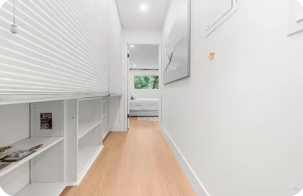 2 bed, 884 sqft, $5,200 — Photo 3