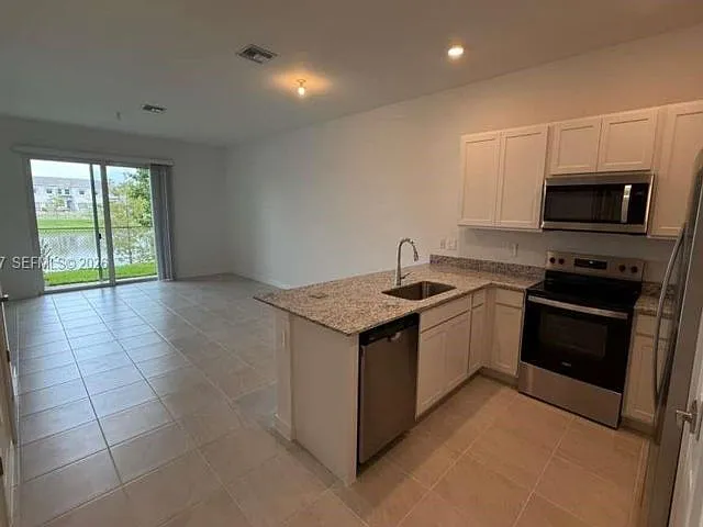 149 Lakeside Landing Ct — Photo 9