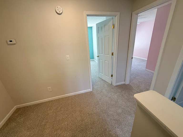 1026 Village Green Ln — Photo 29