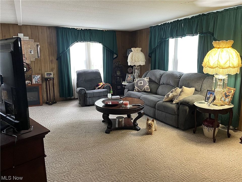 135 C St SW, Navarre, OH 44662 Zillow