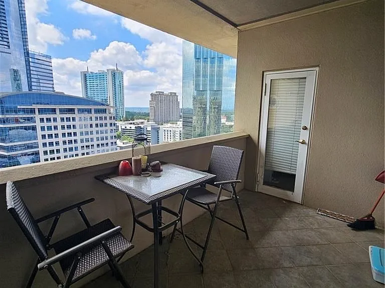 3334 Peachtree Rd #1714 — Photo 18