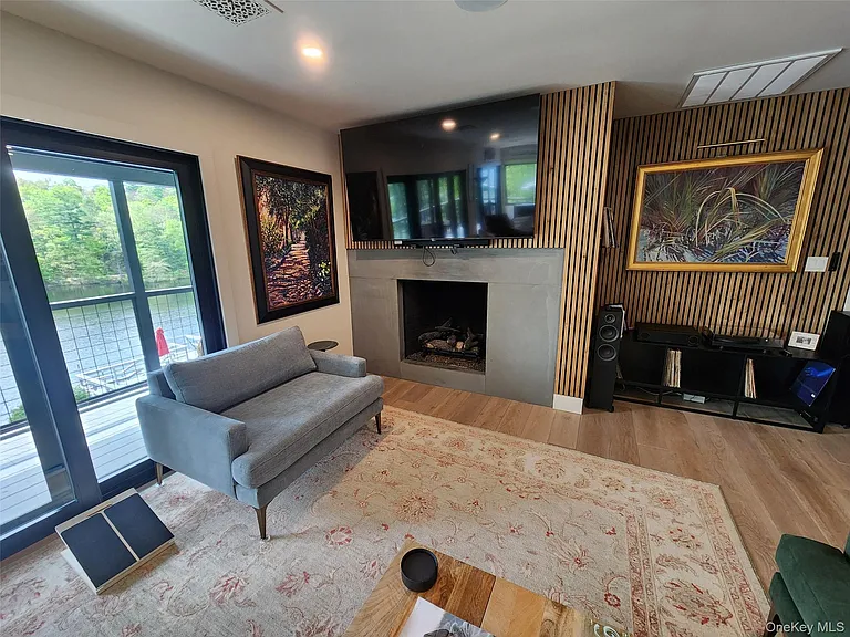 53 Lake Pleasant Dr — Photo 12