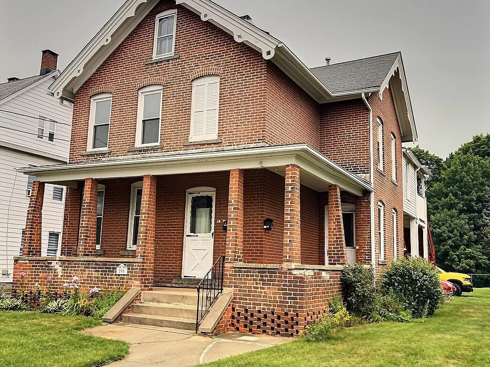 290 Wakelee Ave #1