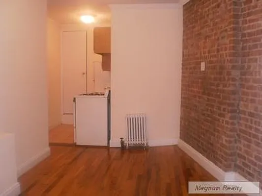 Rented by Magnum Realty Holdings, LLC | media 18