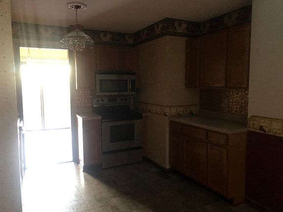 4th image of 341 Hickory Blf Unit 341