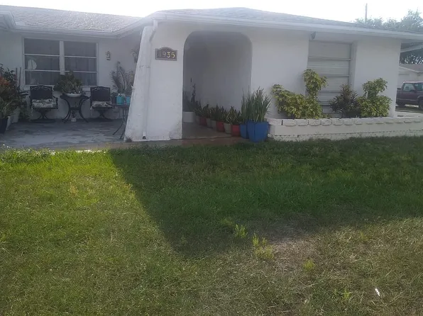 4935 Madison St, New Port Richey, FL 34652