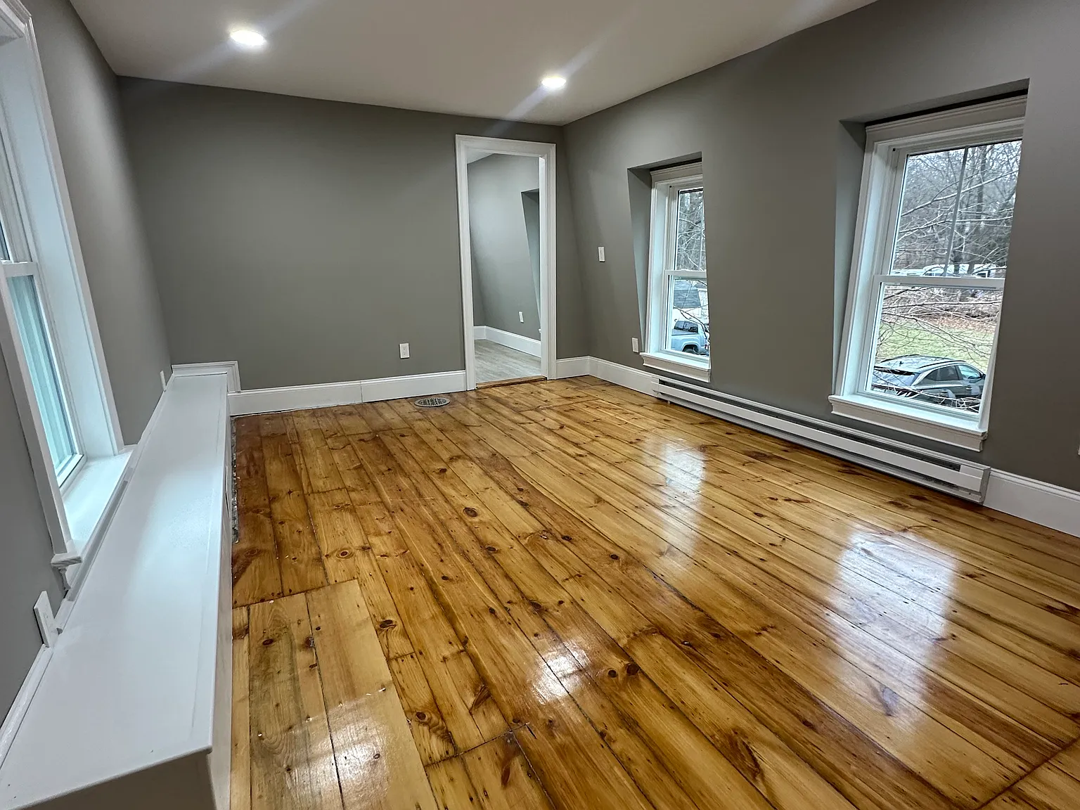 1 bed, $1,695 — Photo 2