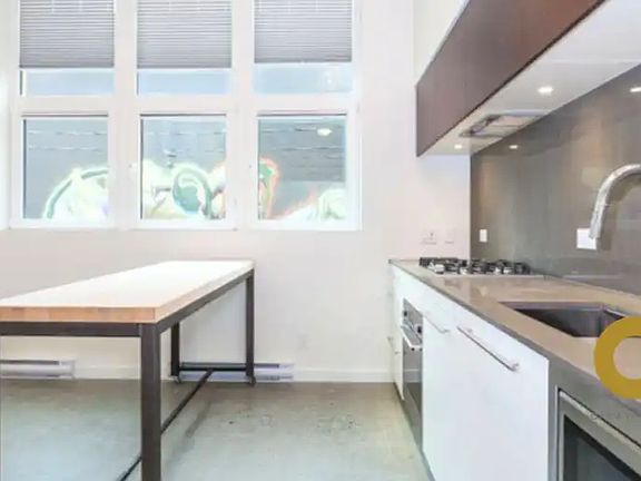 3rd image of 150 Cordova St E #208