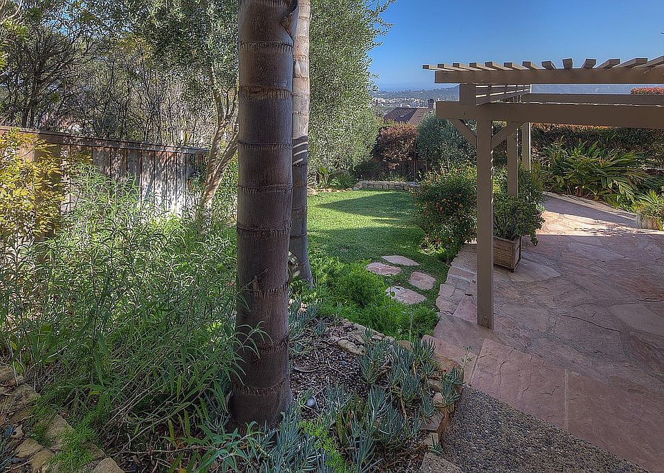 2nd image of 1603 Oramas Rd