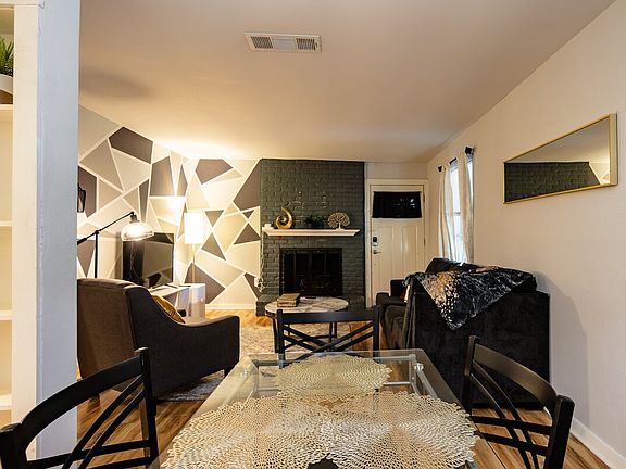 3rd image of 2603 Parker Ln #B