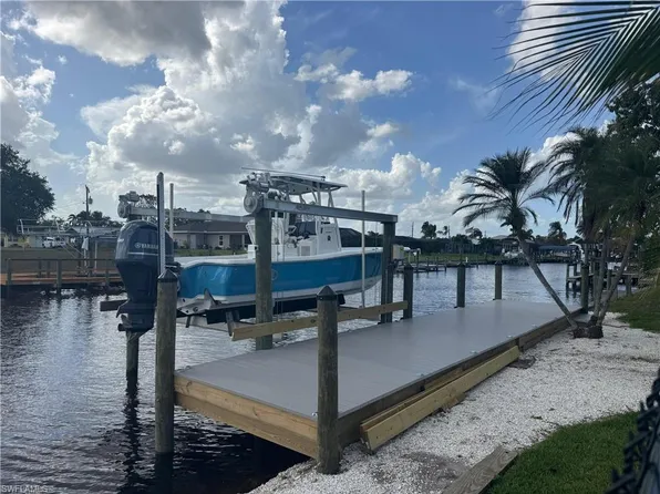 2231 Isle Of Pines AVE, FORT MYERS, FL 33905
