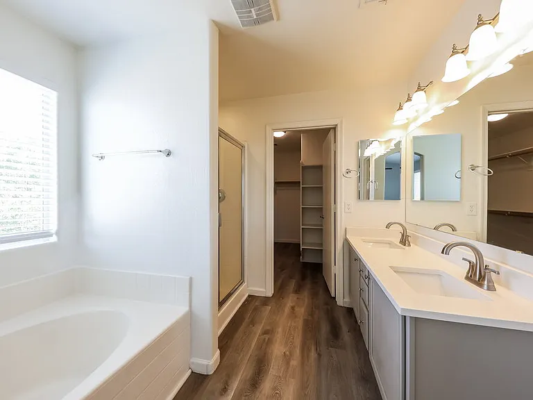 24254 W Desert Bloom St — Photo 15