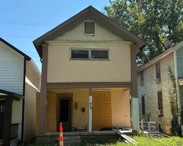 214 SW Harrison St, Topeka, KS, 66603