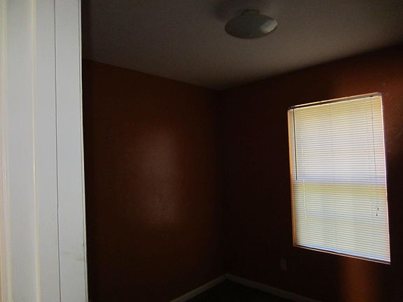 5th image of 816 Putnam Dr