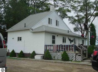 3691 S Leaton Rd, Mt Pleasant, MI 48858