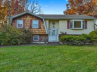 19 Starhaven Ave, Middletown, NY 10940