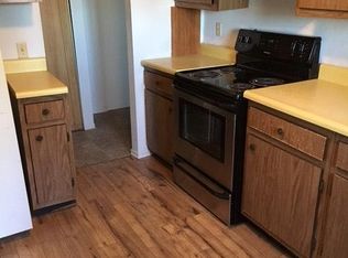 250 Pleasant Dr, Washington, MO 63090