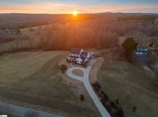 904 Laurelwood Way, Landrum, SC 29356