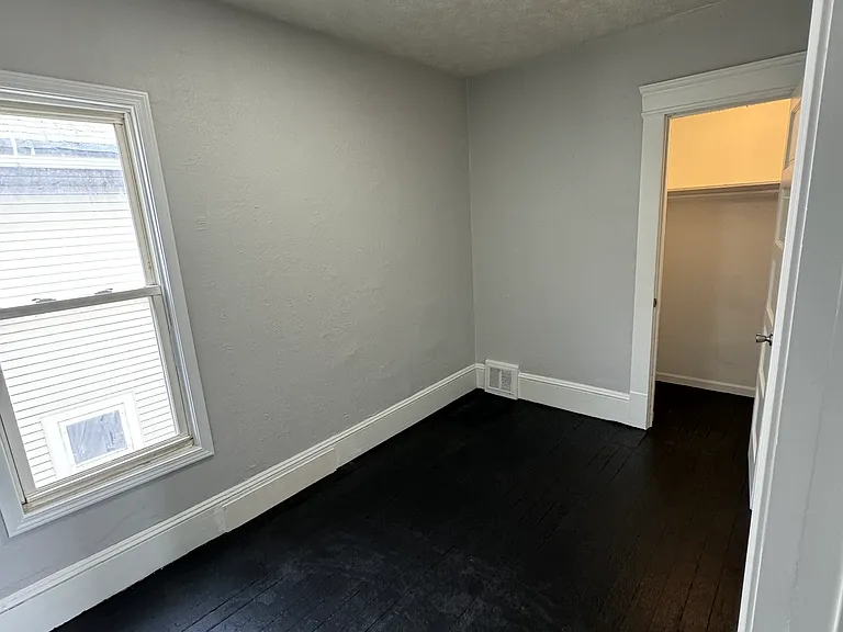 3860 E 72nd St #3 — Photo 14