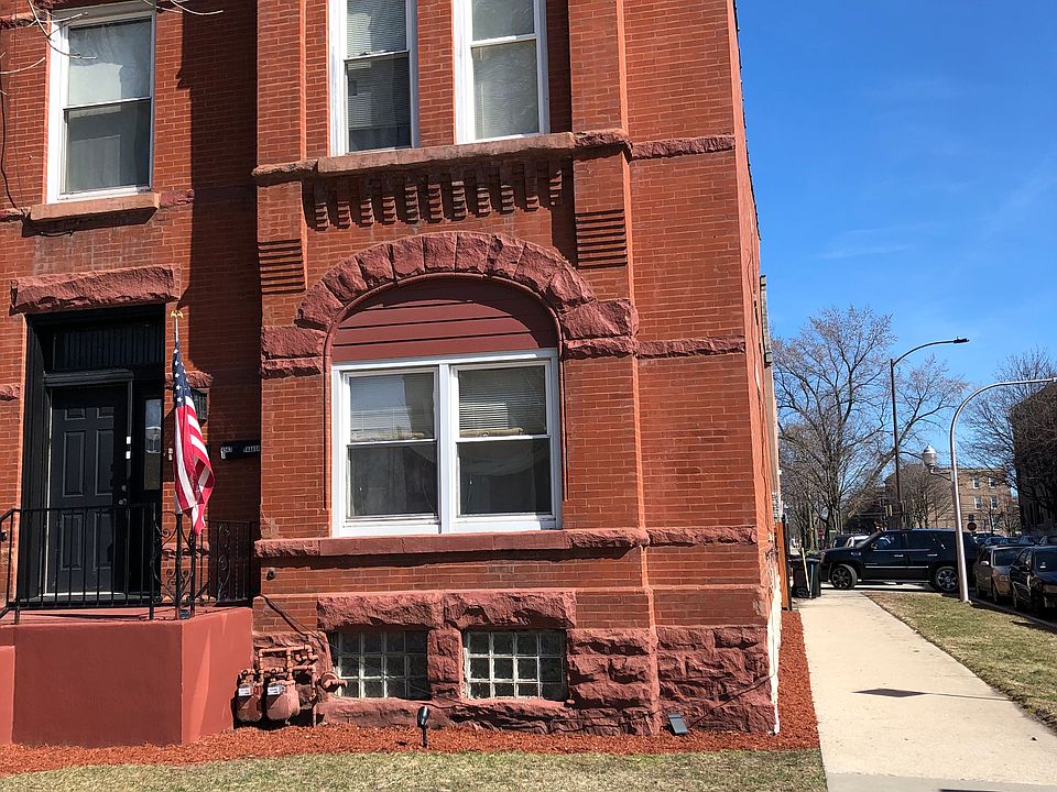 2nd image of 4563 S Wabash Ave