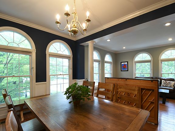 4th image of 4198 Lord Culpeper Ln