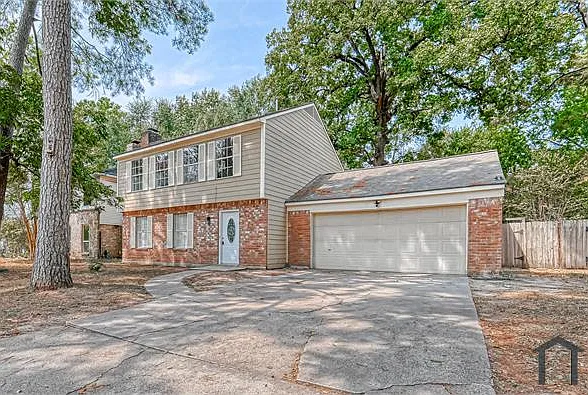 5 bed, 2380 sqft, $2,300 — Photo 3