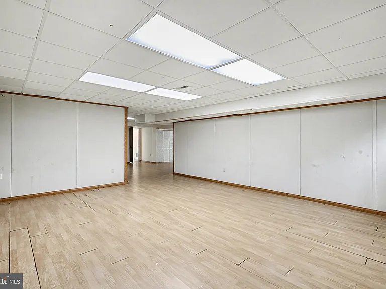 1215 Heritage Hills Dr — Photo 36