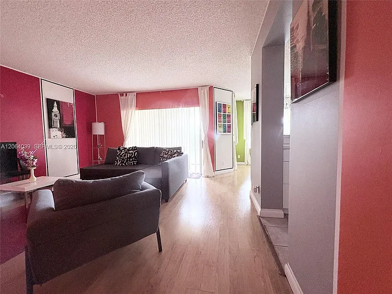 929 Coral Club Dr #929 — Photo 10