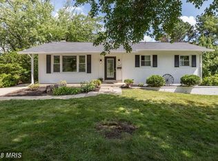 11607 Georgetowne Ct, Potomac, MD 20854