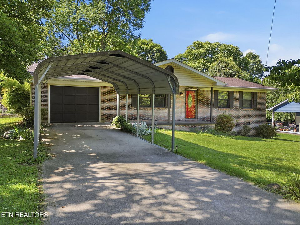 1st image of 802 Lake Glen Ln