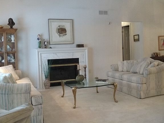 3rd image of 5965 Whitfield Dr #1