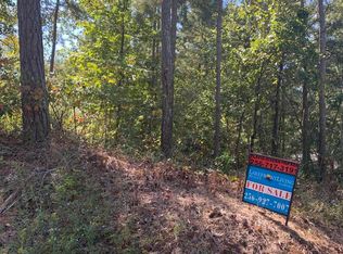 1 Pine Hill Dr, Centre, AL 35960