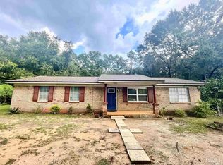 5602 Jones St, Milton, FL 32570