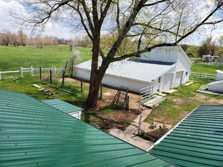 1434 Wood Ln — Photo 4