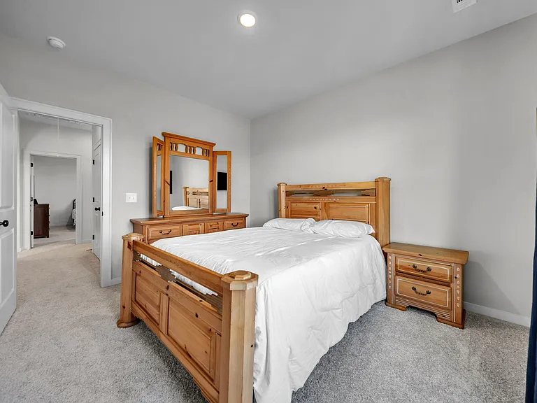 8420 Ashbury Ct — Photo 24