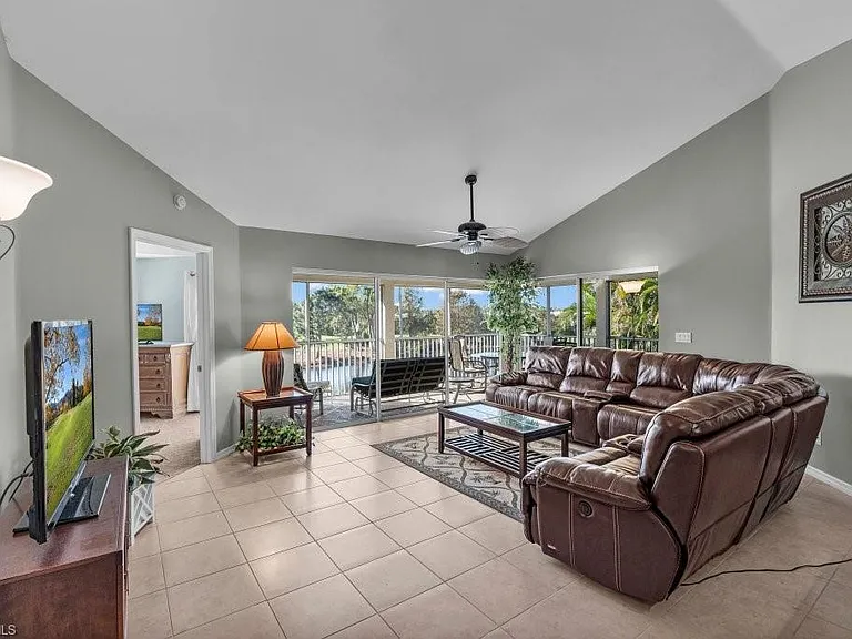 8251 Grand Palm Dr #3 — Photo 22