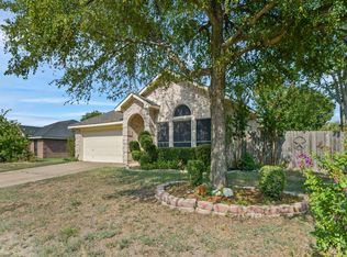 1422 S 3rd St, Midlothian, TX 76065