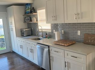 25 Yawmeter Dr, Middle River, MD 21220