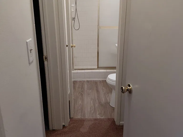 Hallway to bathroom