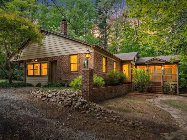 1821 Pictou Rd, Raleigh, NC 27606