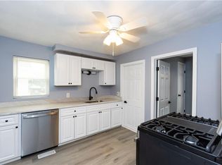 139 Stanton Ave, Riverside, RI 02915