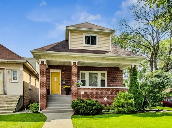 4957 W Wolfram St, Chicago, IL 60641