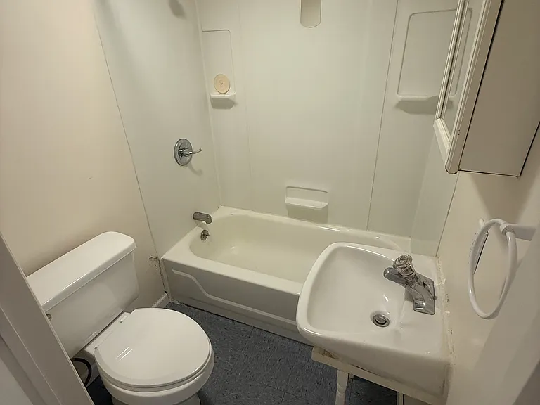 236 Genesee St #2 — Photo 7