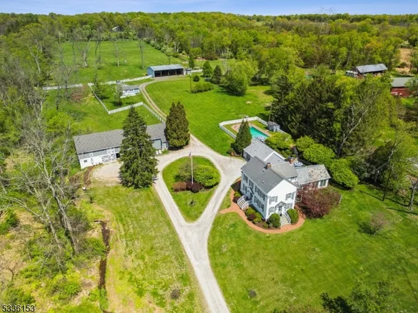 70 Pleasant Run Rd, Readington Twp., NJ 08822