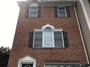 1401 Flowing Spring Ln, Harrisonburg, VA 22801