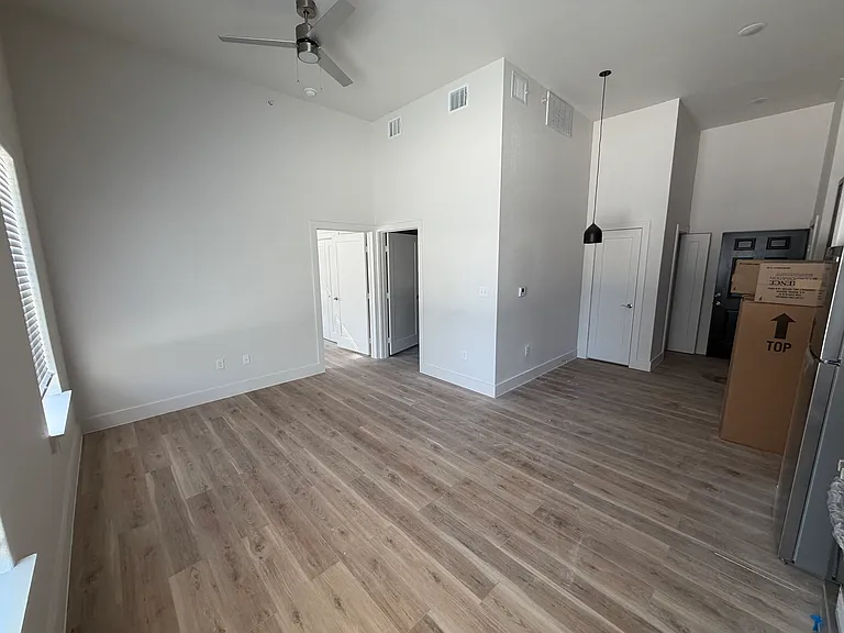 1414 N Locust St #1101 — Photo 21